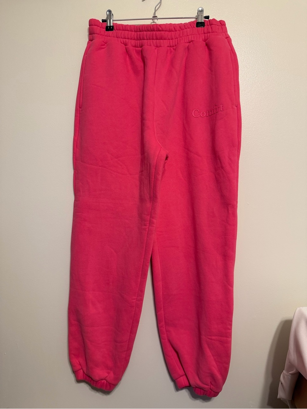 Comfrt Minimalist Sweatpants in Limited Edition Hot Pink Size Large Like New